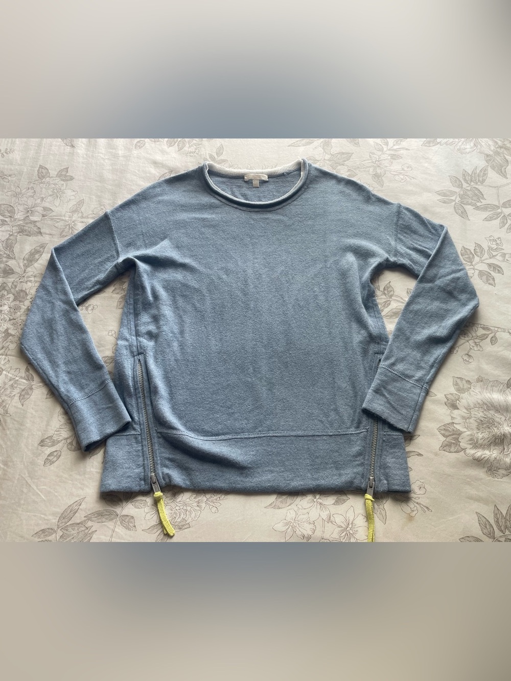 Lisa Todd Cornflower Blue Zip Front Crewneck Sweater XS Luxury Cozy Chic Casual